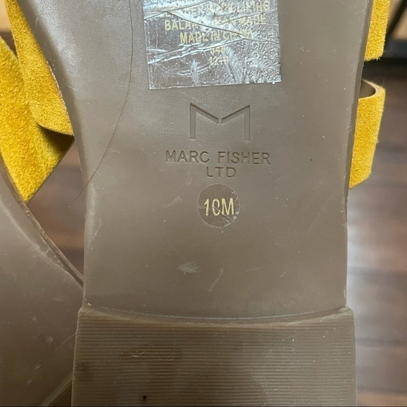 Marc Fisher Rilee Yellow Suede Slide Sandals Size 10 - Picture 5 of 6